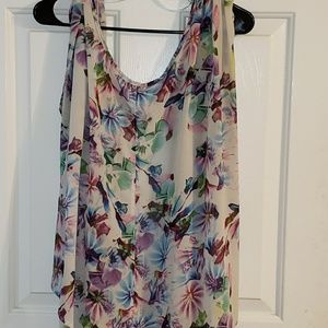 🍍Torrid Chiffon open back blouse